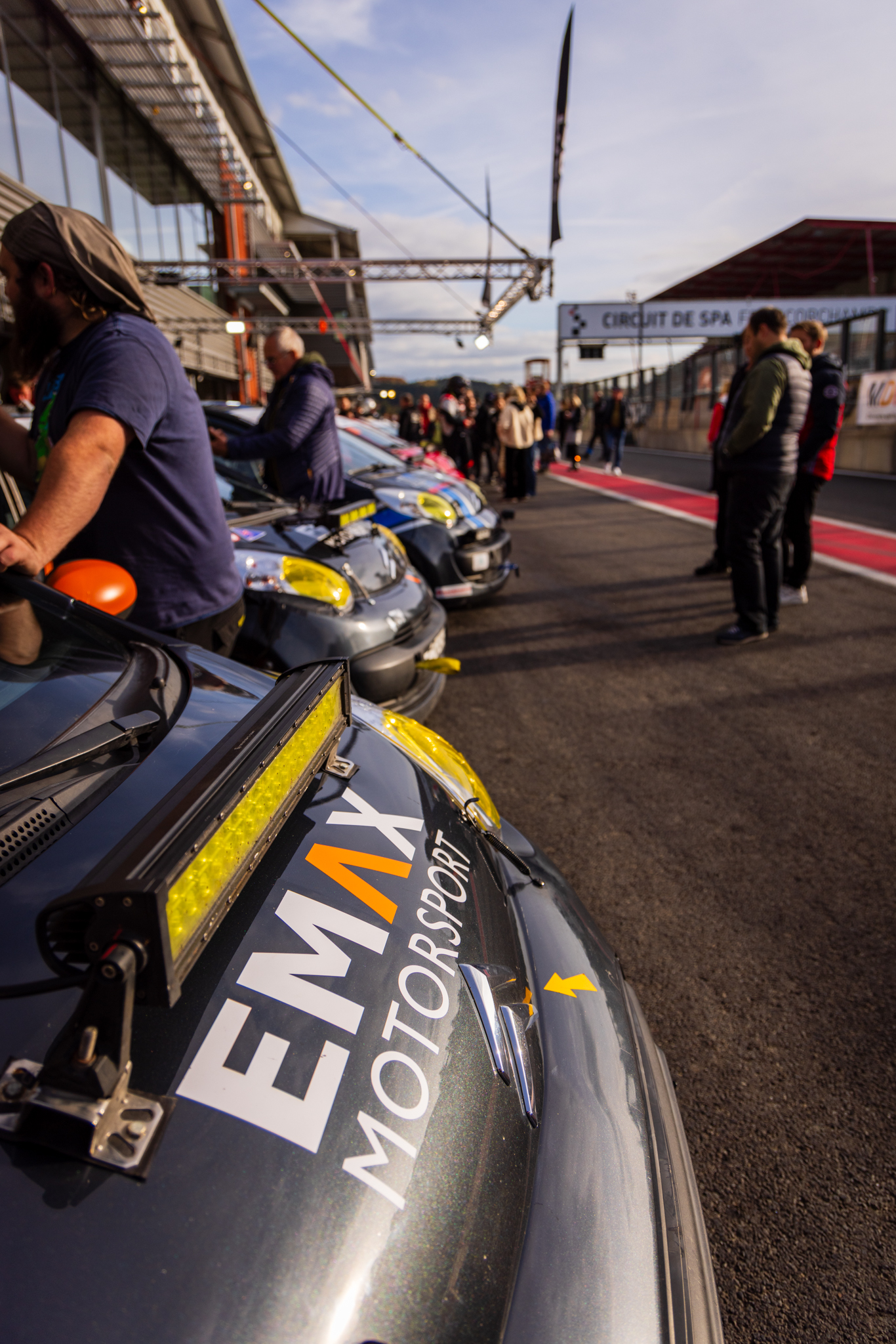 EMAX Motorsport grid photo